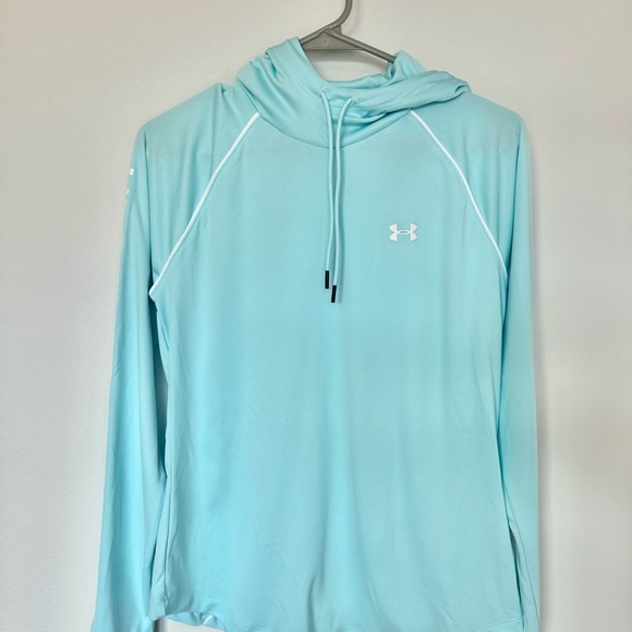 Under Armour Tops - Under Armour Women’s Medium Light Blue Hoodie